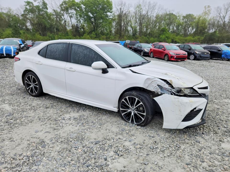 47876356 :رقم المزاد ، 4T1B11HK6KU772270 vin ، 2019 Toyota Camry Se مزاد بيع