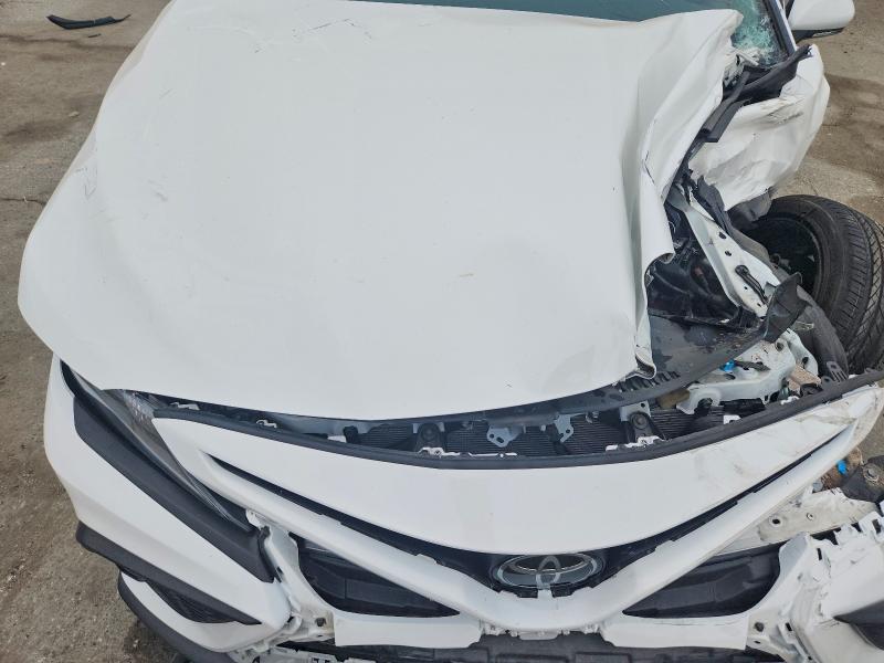 48126986 :رقم المزاد ، 4T1G11AK3RU243546 vin ، 2024 Toyota Camry مزاد بيع