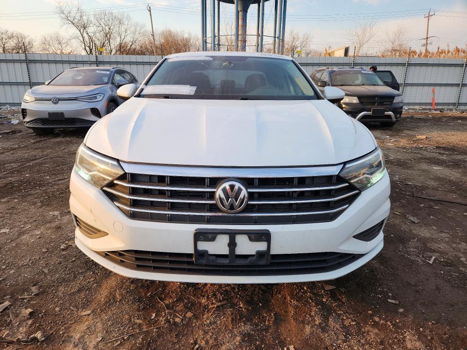 Продажа на аукционе авто 2019 Volkswagen Jetta, vin: 3VWC57BU5KM242528, номер лота: 46585466