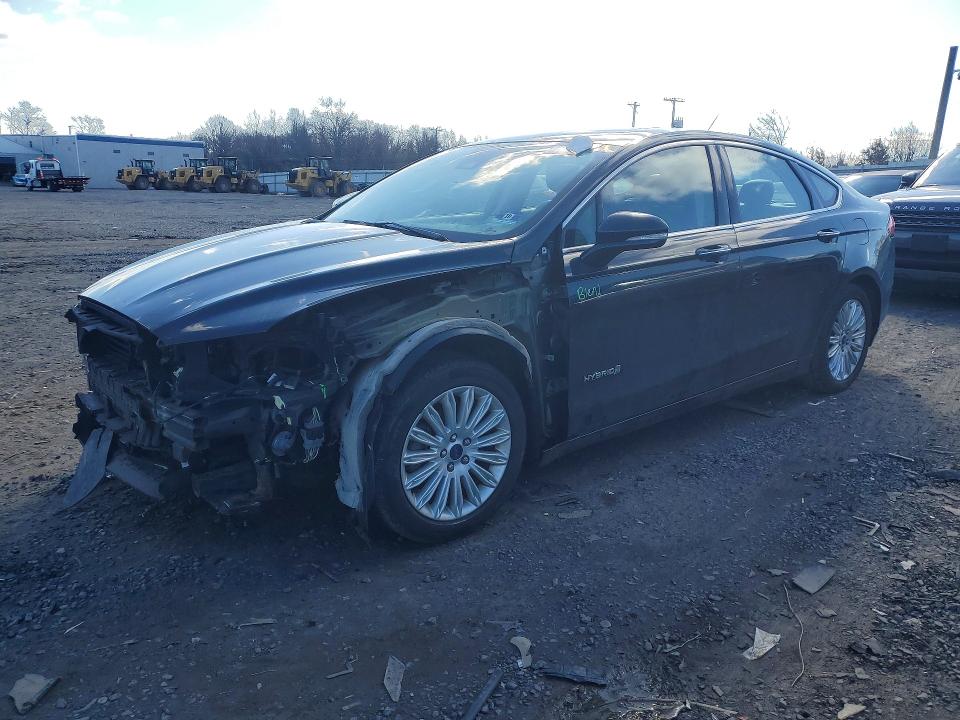 2015 Ford Fusion მანქანა იყიდება აუქციონზე, vin: 3FA6P0LU3FR241179, აუქციონის ნომერი: 46331836