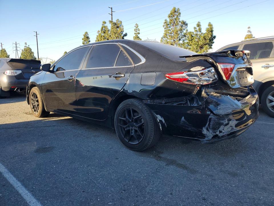 45773206 :رقم المزاد ، 4T1BF1FK6HU449348 vin ، 2017 Toyota Camry مزاد بيع