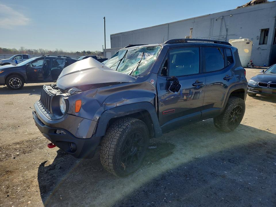 48051546 :رقم المزاد ، ZACCJBCB4HPE91844 vin ، 2017 Jeep Renegade مزاد بيع