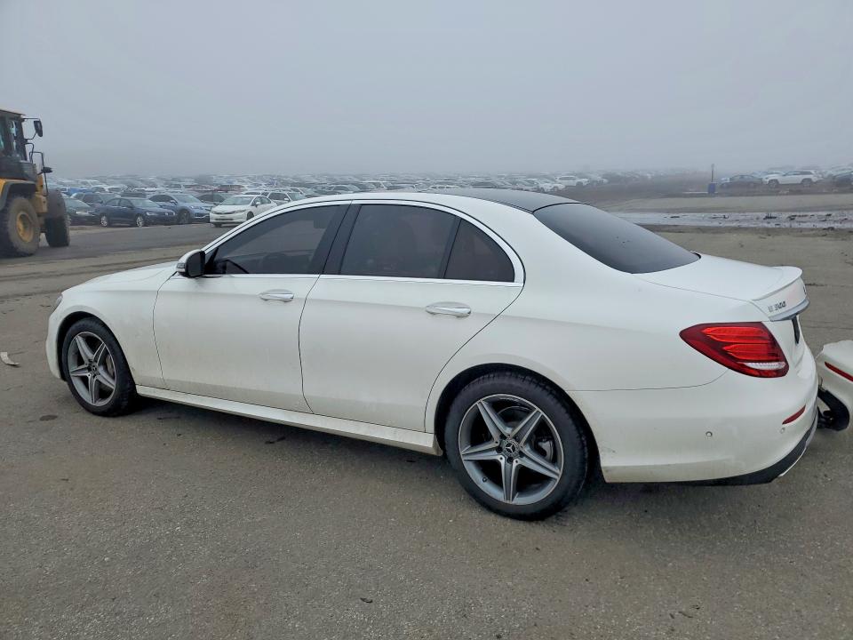 Продажа на аукционе авто 2018 Mercedes-benz E, vin: WDDZF4KB1JA301602, номер лота: 45573316