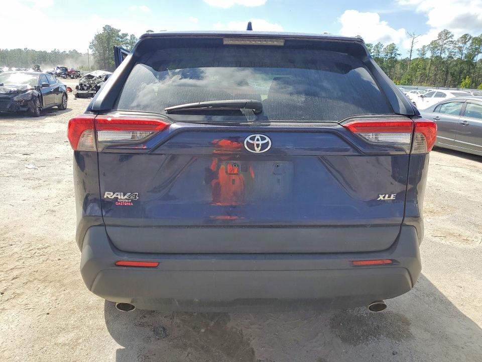 2021 Toyota Rav4 მანქანა იყიდება აუქციონზე, vin: 2T3W1RFV7MW175622, აუქციონის ნომერი: 79387745