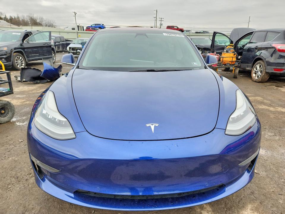 Продаж на аукціоні авто 2018 Tesla Model 3, vin: 5YJ3E1EAXJF005490, номер лоту: 79479715