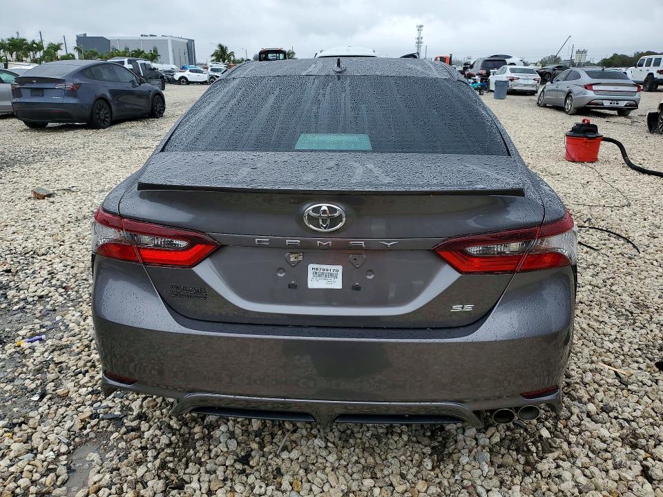 46663746 :رقم المزاد ، 4T1G11AK9RU878917 vin ، 2024 Toyota Camry مزاد بيع