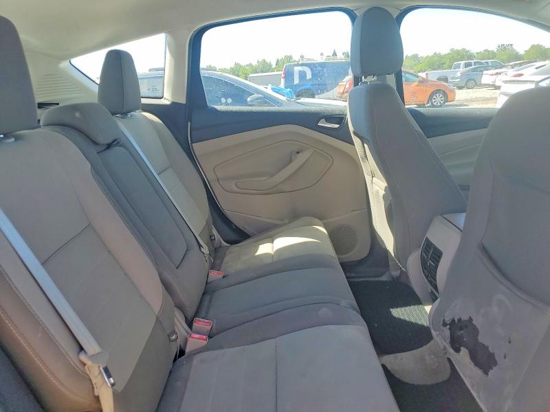 46952146 :رقم المزاد ، 1FADP5AU0FL118977 vin ، 2015 Ford C-max مزاد بيع