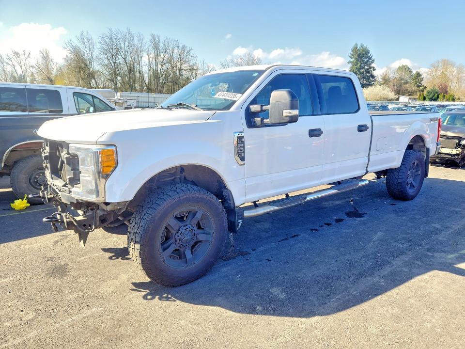 47431226 :رقم المزاد ، 1FT7W2B62HED00227 vin ، 2017 Ford F250 مزاد بيع