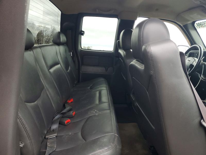 45965966 :رقم المزاد ، 2GTEK19B451343223 vin ، 2005 Gmc New Sierra مزاد بيع