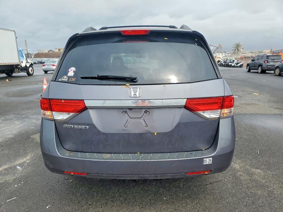 46961376 :رقم المزاد ، 5FNRL5H23FB094418 vin ، 2015 Honda Odyssey مزاد بيع