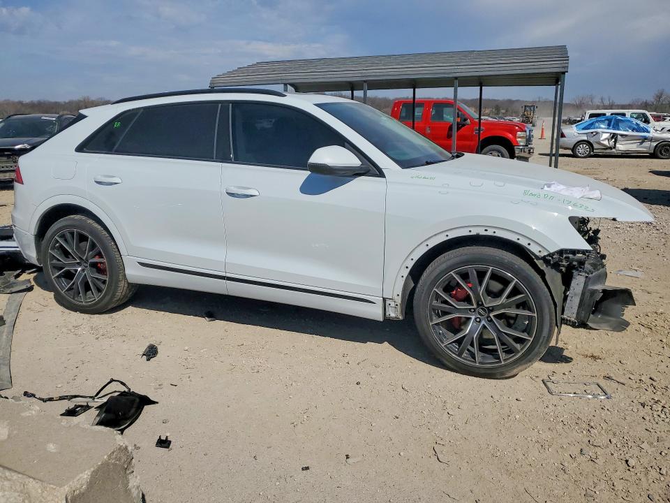 Продаж на аукціоні авто 2023 Audi Q8, vin: WA1FVBF1XPD018705, номер лоту: 47433966