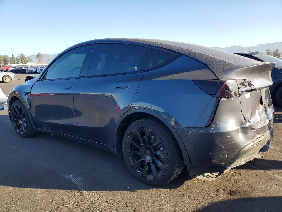79197035 :رقم المزاد ، 5YJYGDEE3MF173805 vin ، 2021 Tesla Model Y مزاد بيع