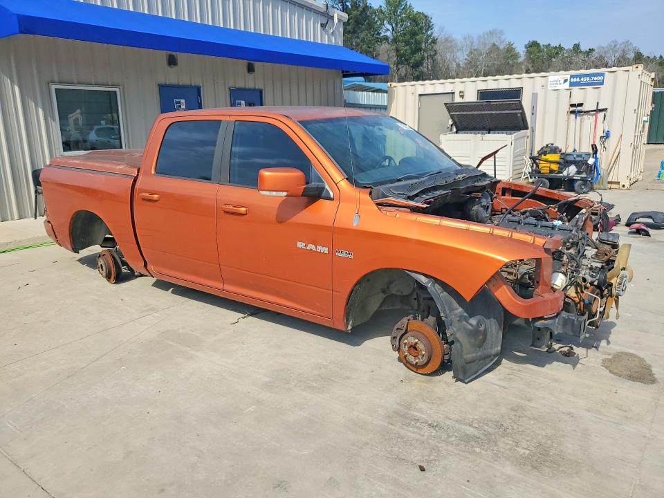 79562525 :رقم المزاد ، 1D7RB1CT7AS166329 vin ، 2010 Dodge Ram 1500 مزاد بيع