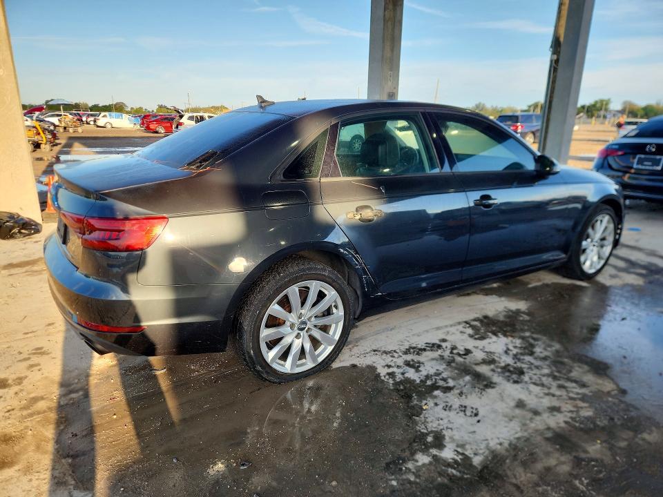 Продаж на аукціоні авто 2017 Audi A4, vin: WAUGNAF42HN000397, номер лоту: 46235056