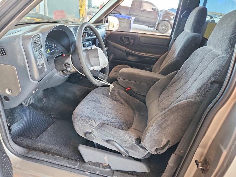 46242026 :رقم المزاد ، 1GTCS14521K164634 vin ، 2001 Gmc Sonoma مزاد بيع
