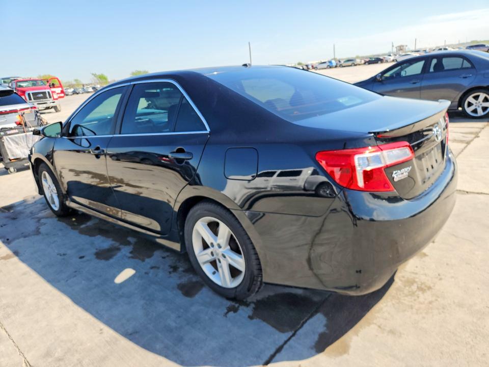 47440706 :رقم المزاد ، 4T1BF1FK3CU032276 vin ، 2012 Toyota Camry مزاد بيع
