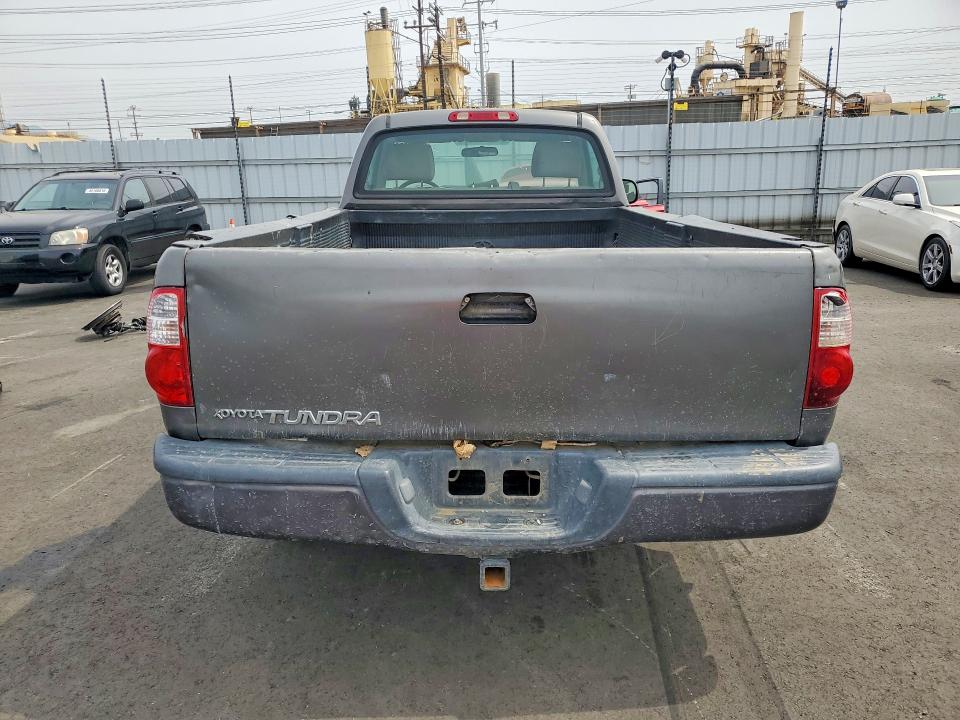 48135596 :رقم المزاد ، 5TBJU321X6S470227 vin ، 2006 Toyota Tundra مزاد بيع