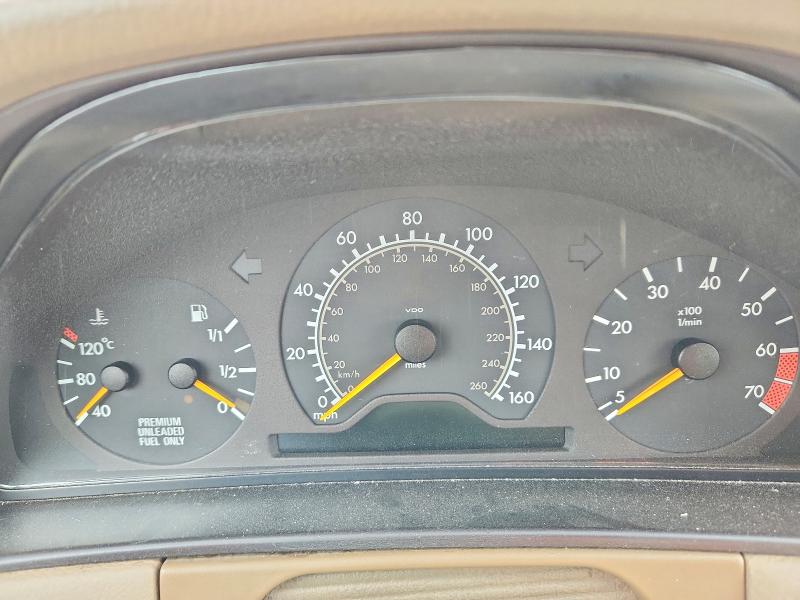 41844996 :رقم المزاد ، WDBJF65FXWA695995 vin ، 1998 Mercedes-benz E مزاد بيع
