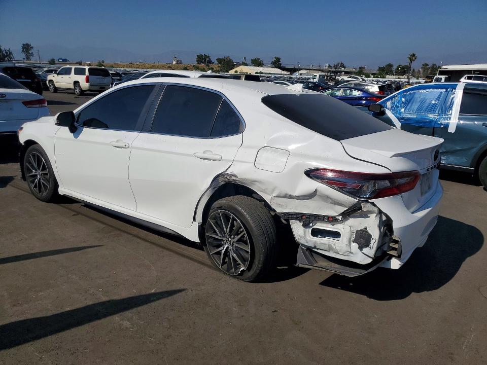 Продажа на аукционе авто 2021 Toyota Camry, vin: 4T1G11AK7MU525035, номер лота: 47408216