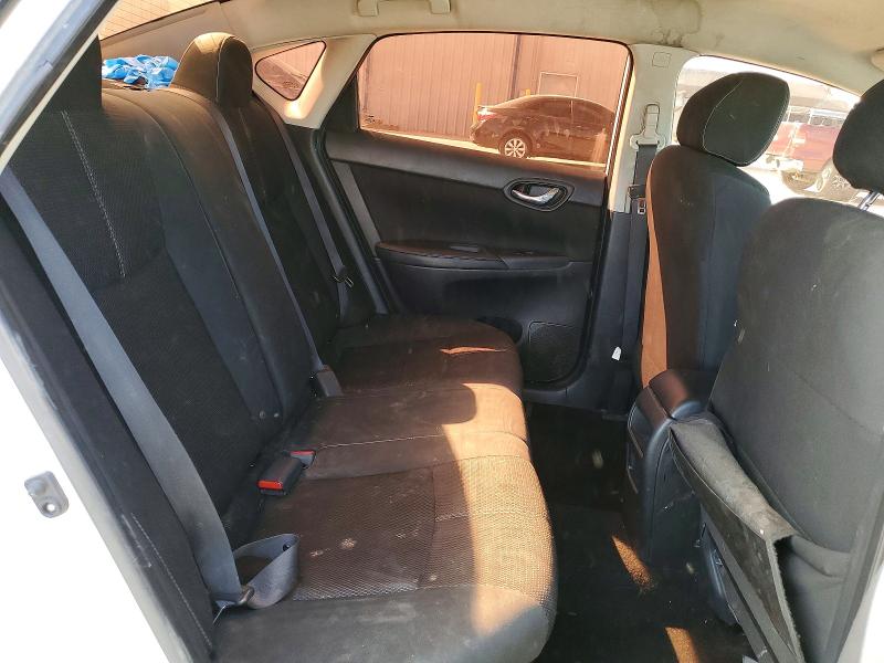 Продаж на аукціоні авто 2018 Nissan Sentra, vin: 3N1AB7AP0JY256572, номер лоту: 79126365