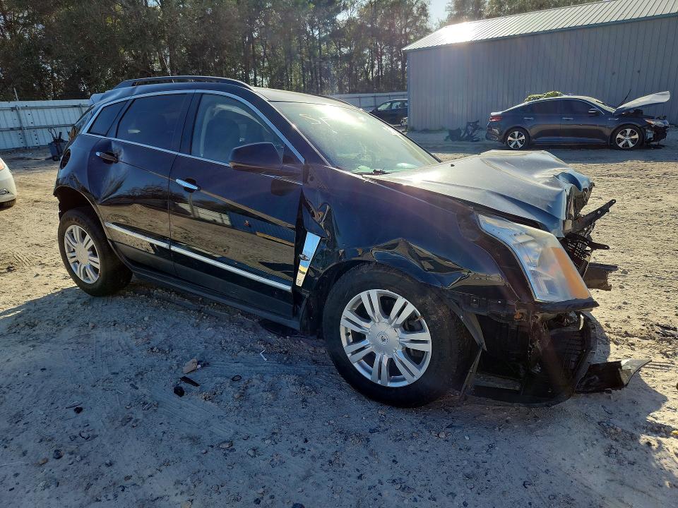 41790596 :رقم المزاد ، 3GYFNGEY9AS643258 vin ، 2010 Cadillac Srx مزاد بيع