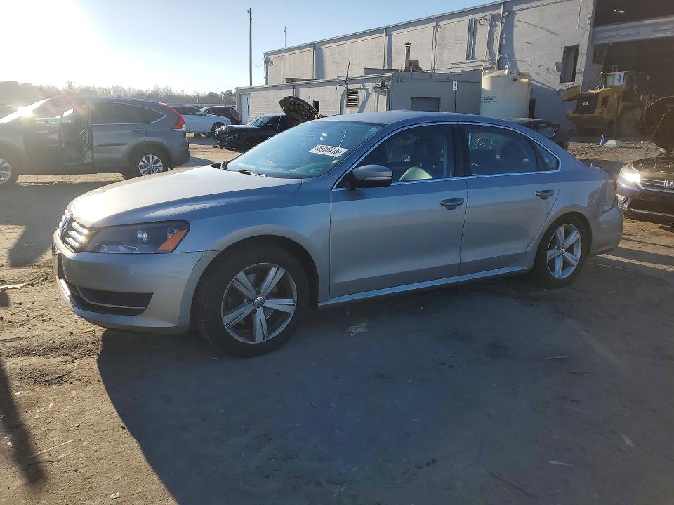 Продаж на аукціоні авто 2013 Volkswagen Passat, vin: 1VWBP7A34DC110489, номер лоту: 46986416