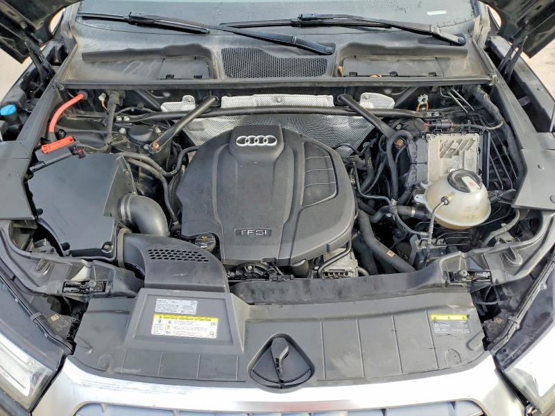 46875646 :رقم المزاد ، WA1BNAFY3J2043373 vin ، 2018 Audi Q5 مزاد بيع