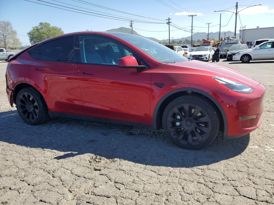 79949375 :رقم المزاد ، 7SAYGDEE6RF060053 vin ، 2024 Tesla Model Y مزاد بيع