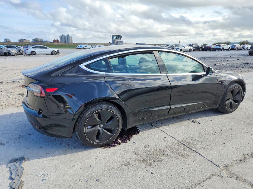 Продажа на аукционе авто 2020 Tesla Model 3, vin: 5YJ3E1EAXLF629826, номер лота: 41647176