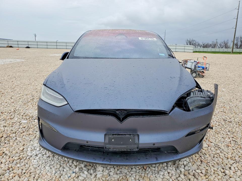 41966726 :رقم المزاد ، 7SAXCBE6XNF334501 vin ، 2022 Tesla Model X مزاد بيع