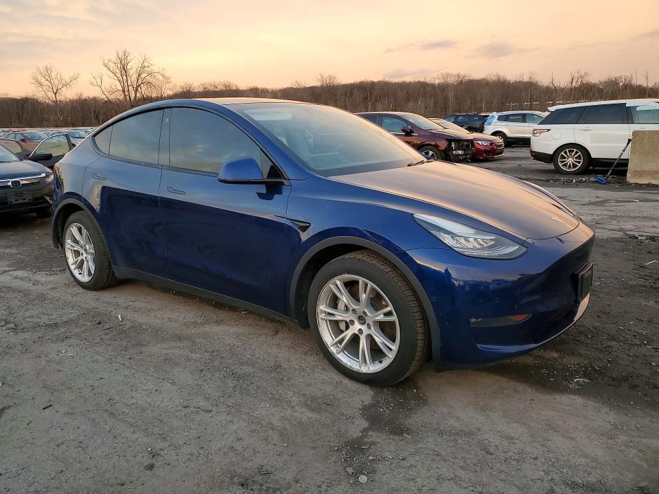 Продажа на аукционе авто 2021 Tesla Model Y, vin: 5YJYGDEE8MF060710, номер лота: 41867506