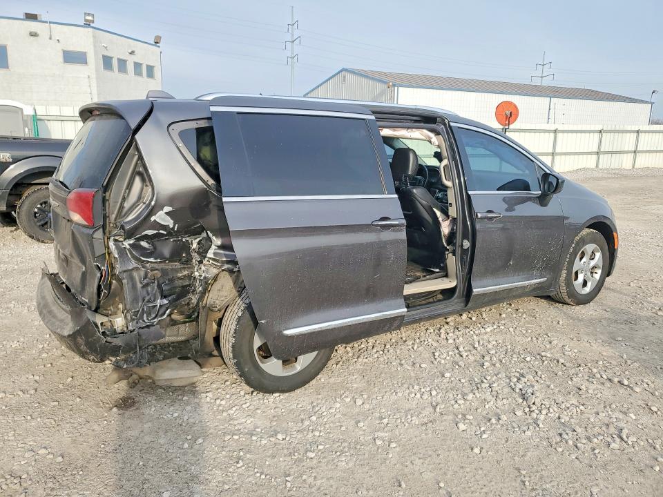 2017 Chrysler Pacifica მანქანა იყიდება აუქციონზე, vin: 2C4RC1EG7HR500507, აუქციონის ნომერი: 46650706