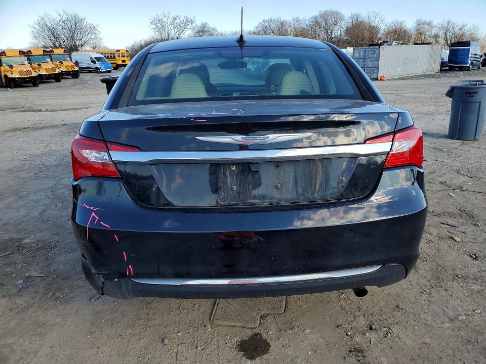 Продажа на аукционе авто 2012 Chrysler 200, vin: 1C3CCBCB1CN177116, номер лота: 46376426