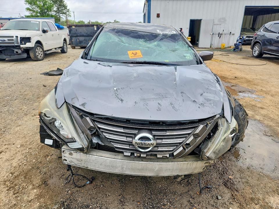 47594566 :رقم المزاد ، 1N4AL3AP7HN358435 vin ، 2017 Nissan Altima مزاد بيع