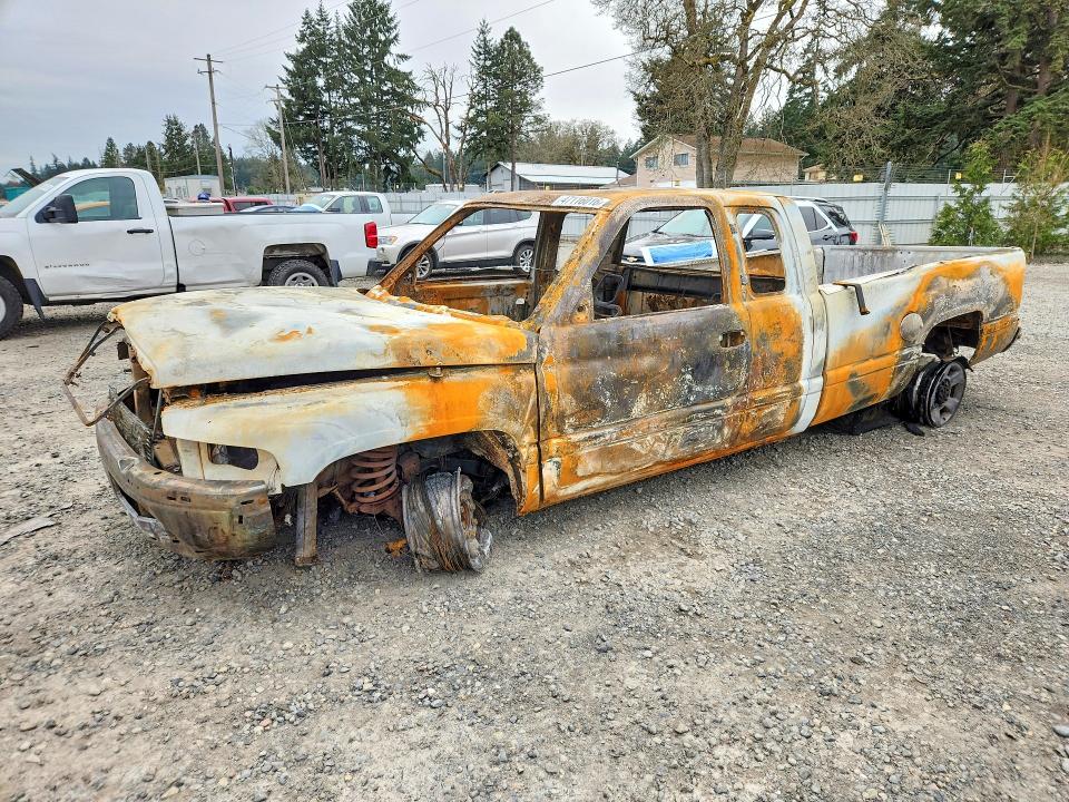 Продажа на аукционе авто 2000 Dodge Ram 2500, vin: 1B7KF2367YJ116854, номер лота: 47116016