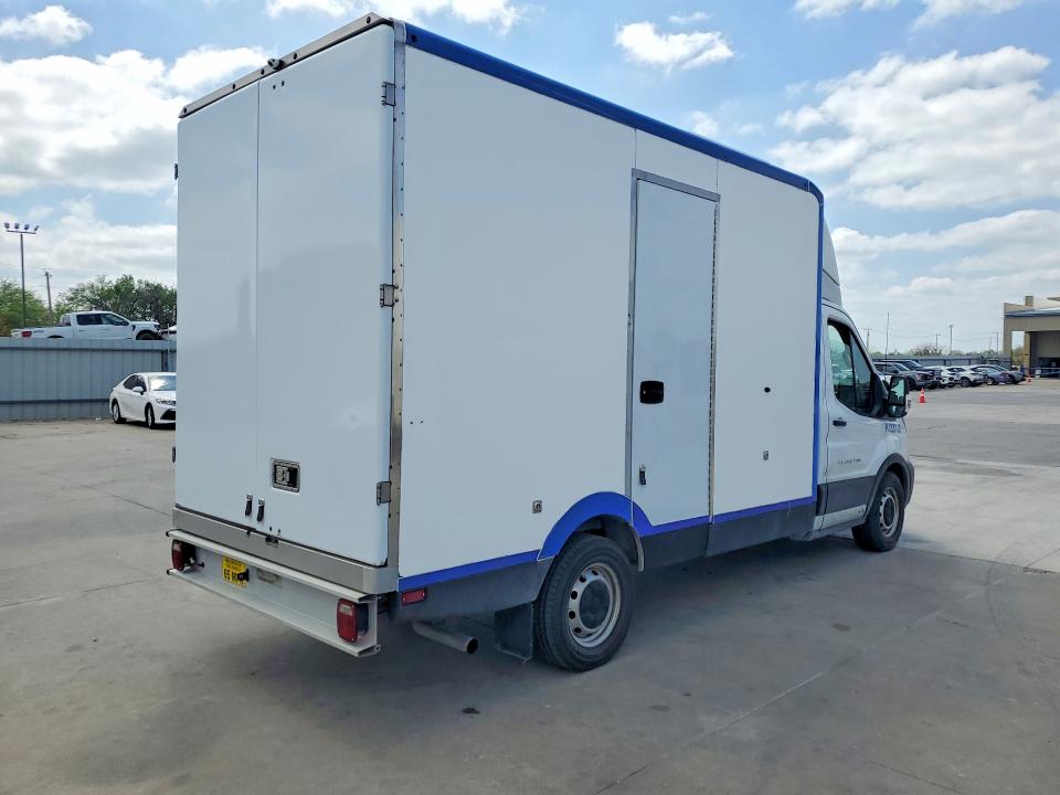 2022 Ford Transit მანქანა იყიდება აუქციონზე, vin: 1FDBW5Z85NKA39736, აუქციონის ნომერი: 46949016