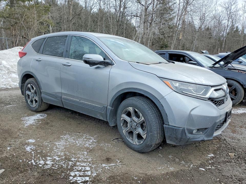 46325226 :رقم المزاد ، 2HKRW2H80JH141196 vin ، 2018 Honda Cr-v مزاد بيع