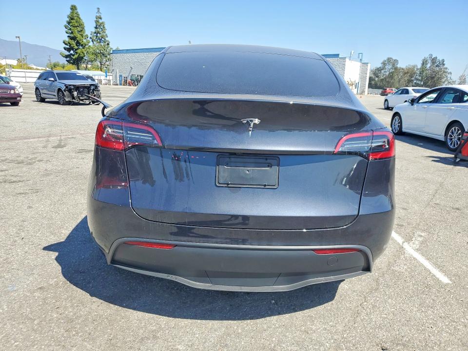 41827326 :رقم المزاد ، 7SAYGDED9RF054299 vin ، 2024 Tesla Model Y مزاد بيع