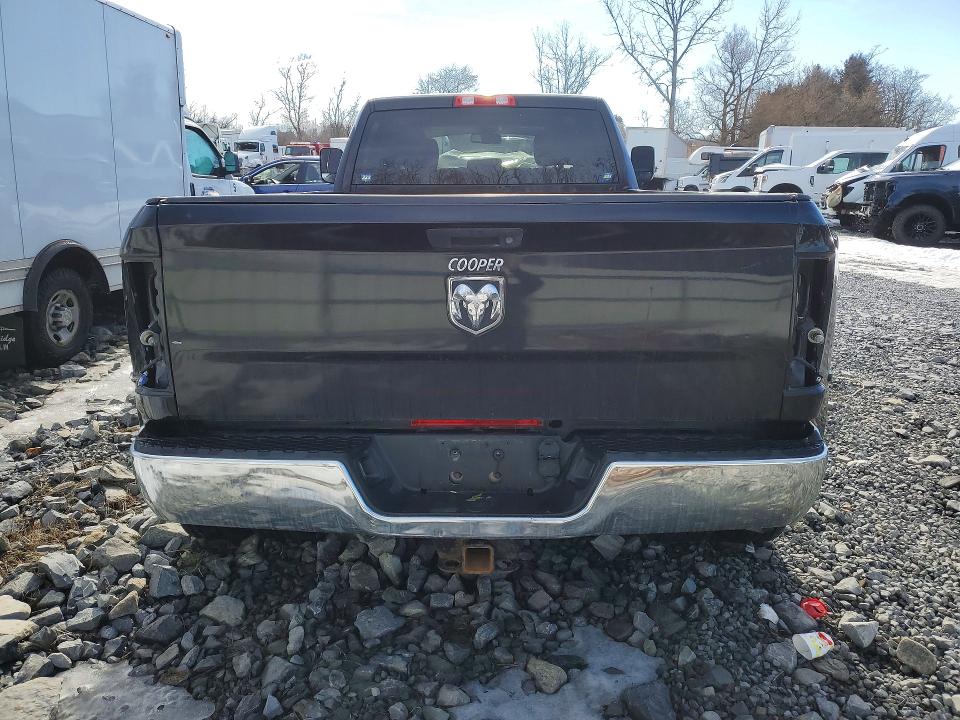 41745936 :رقم المزاد ، 3C63RRGL8GG180509 vin ، 2016 Ram 3500 مزاد بيع