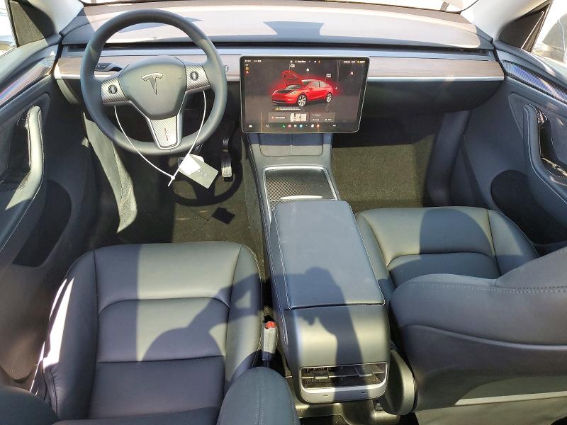 2024 Tesla Model Y მანქანა იყიდება აუქციონზე, vin: 7SAYGDEEXRA262097, აუქციონის ნომერი: 79130035