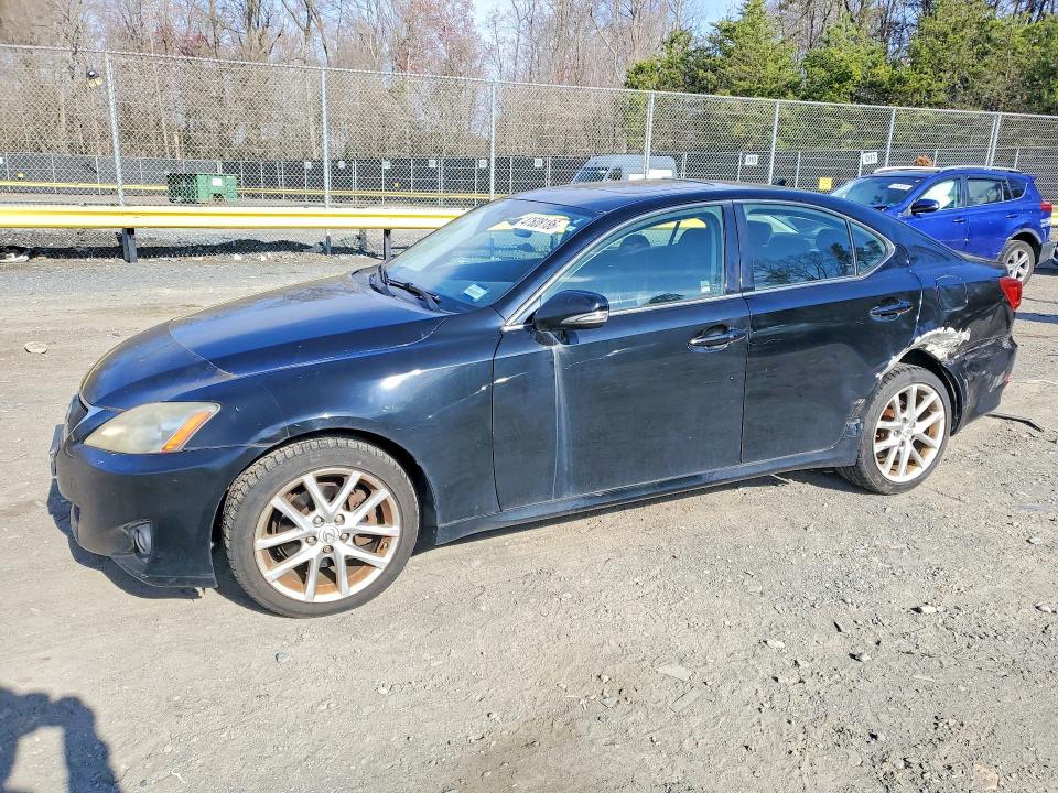 47608186 :رقم المزاد ، JTHCF5C25B5050418 vin ، 2011 Lexus Is مزاد بيع