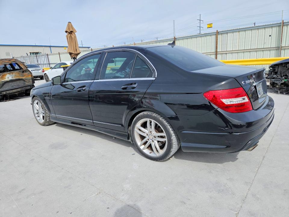 2012 Mercedes-benz C მანქანა იყიდება აუქციონზე, vin: WDDGF8BB9CR227221, აუქციონის ნომერი: 45977416