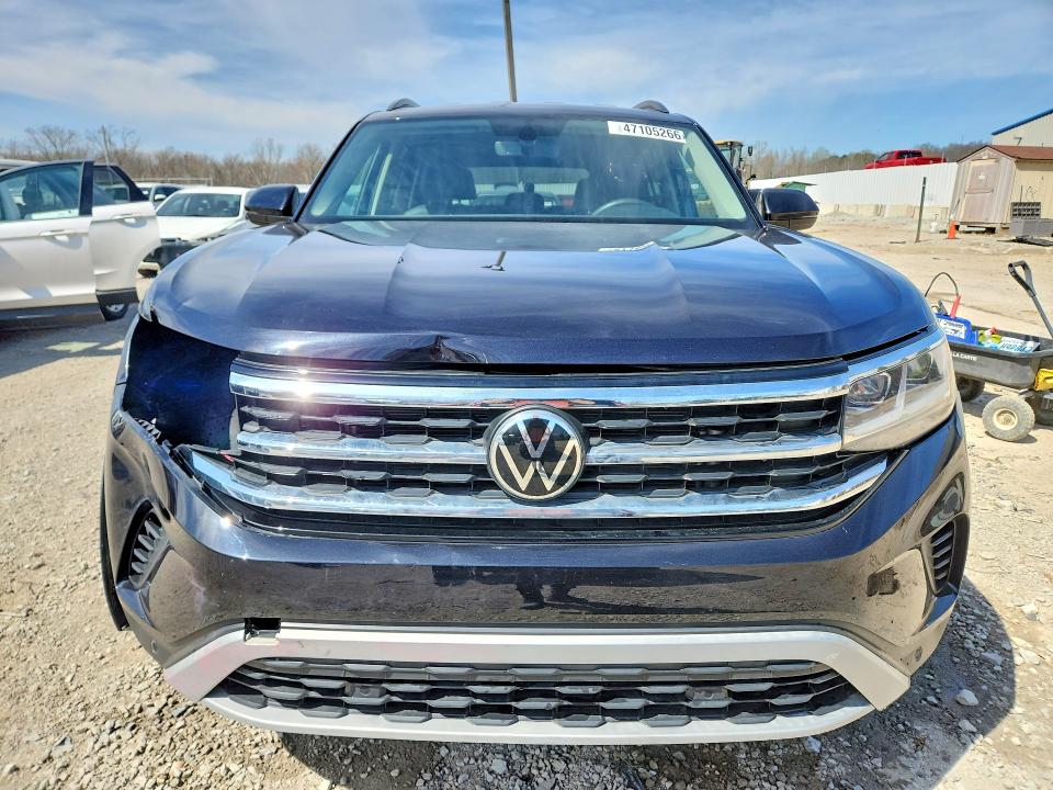 Продажа на аукционе авто 2022 Volkswagen Atlas, vin: 1V2HR2CA2NC562141, номер лота: 47105266