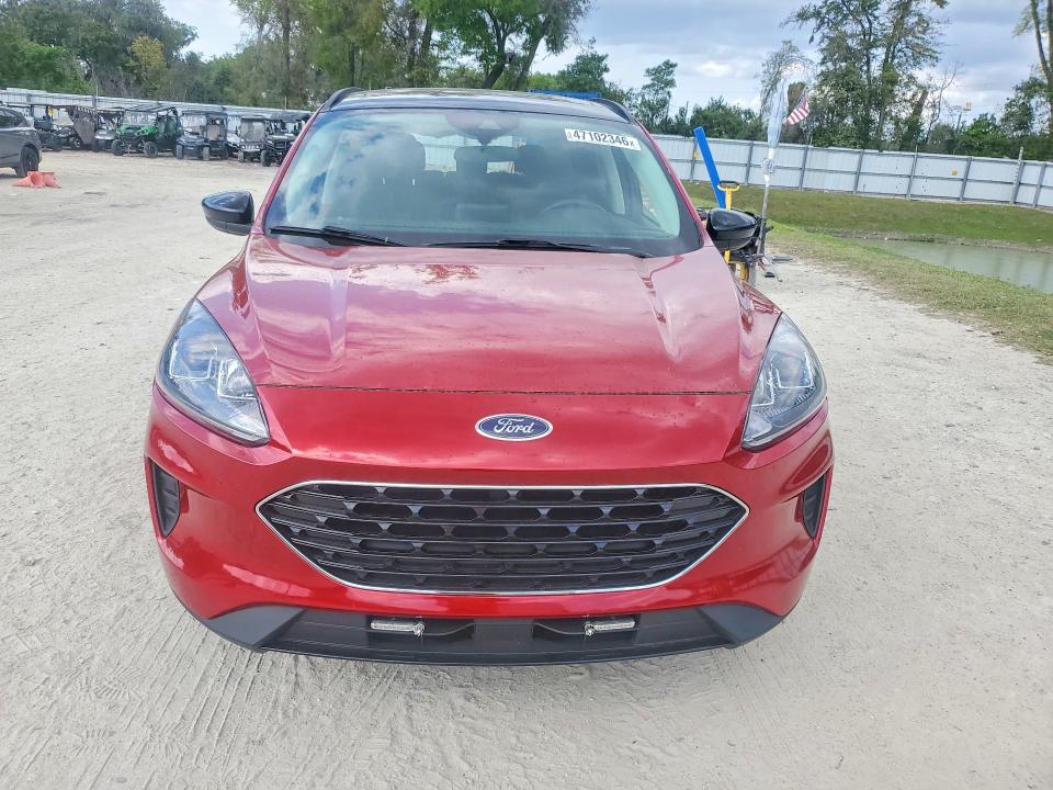 47102346 :رقم المزاد ، 1FMCU0BZ1MUA18062 vin ، 2021 Ford Escape مزاد بيع
