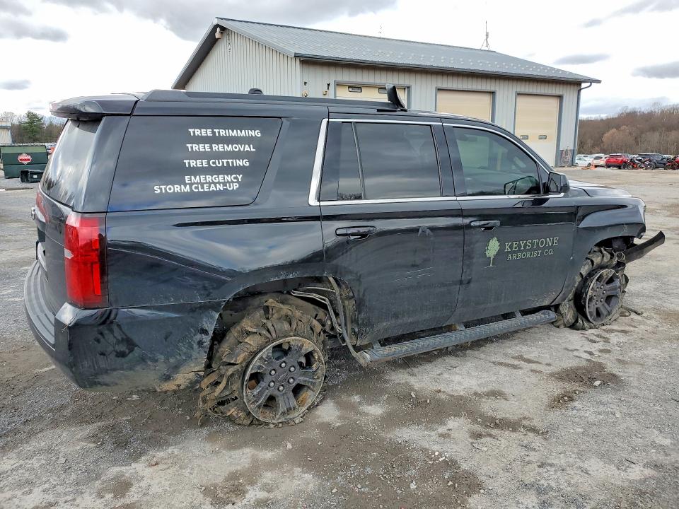 47007196 :رقم المزاد ، 1GNSKAKC4LR136218 vin ، 2020 Chevrolet Tahoe مزاد بيع