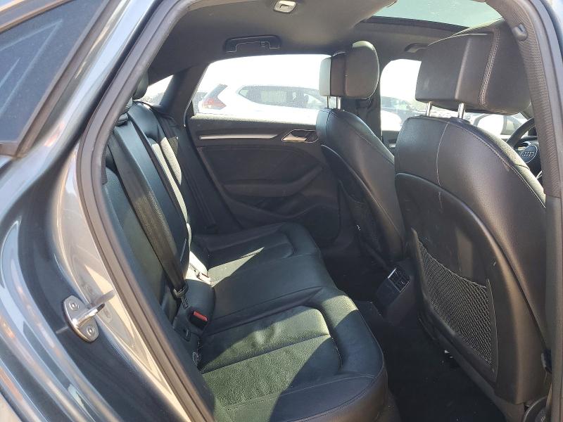 Продаж на аукціоні авто 2017 Audi A3, vin: WAUAUGFF0H1031653, номер лоту: 46105396