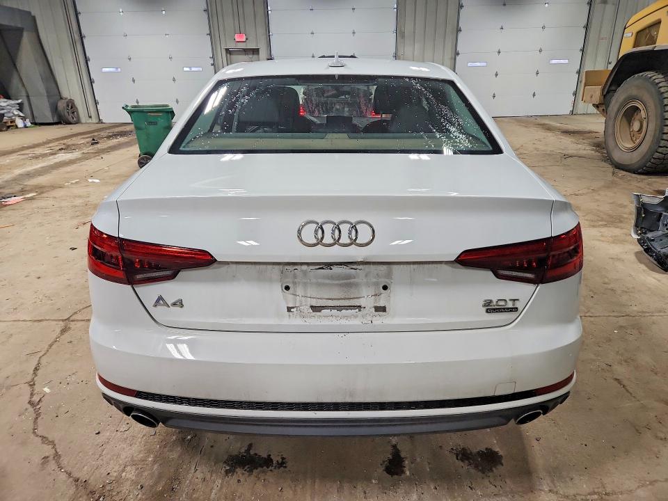 45641646 :رقم المزاد ، WAUDNAF45HN046115 vin ، 2017 Audi A4 مزاد بيع