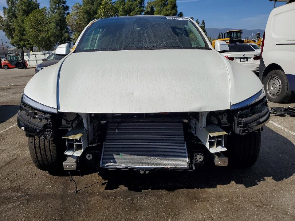 Продажа на аукционе авто 2026 Tesla Model Y, vin: 7SAYGDED9TF560092, номер лота: 47449216
