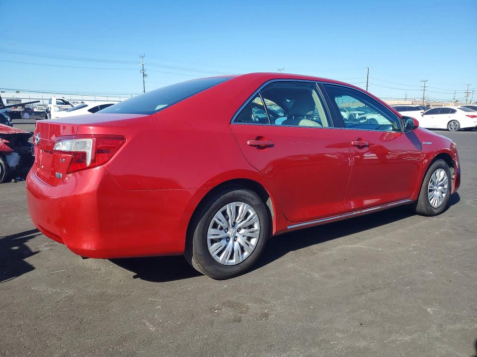 46867586 :رقم المزاد ، 4T1BD1FK8EU136934 vin ، 2014 Toyota Camry Hybrid مزاد بيع