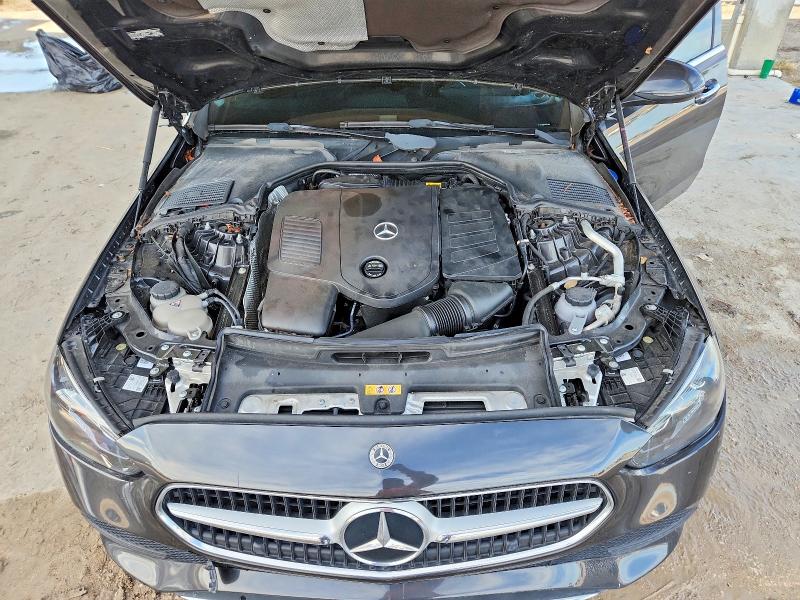 46235026 :رقم المزاد ، W1KAF4GB1NR015827 vin ، 2022 Mercedes-benz C مزاد بيع